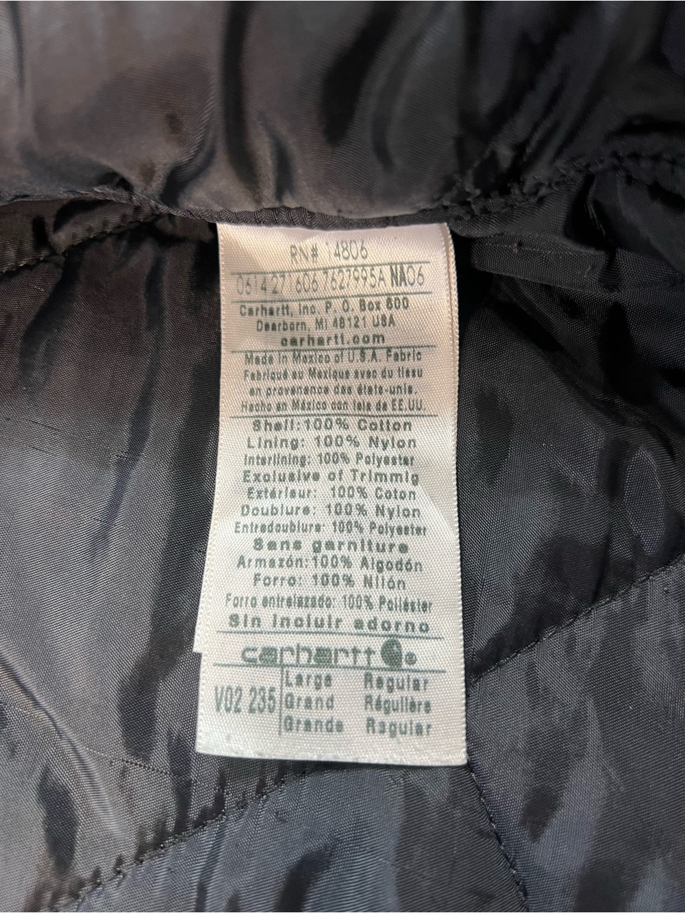 Carhartt Black Jacket Interior with Yellow Logo Label - Picture 8 of 9